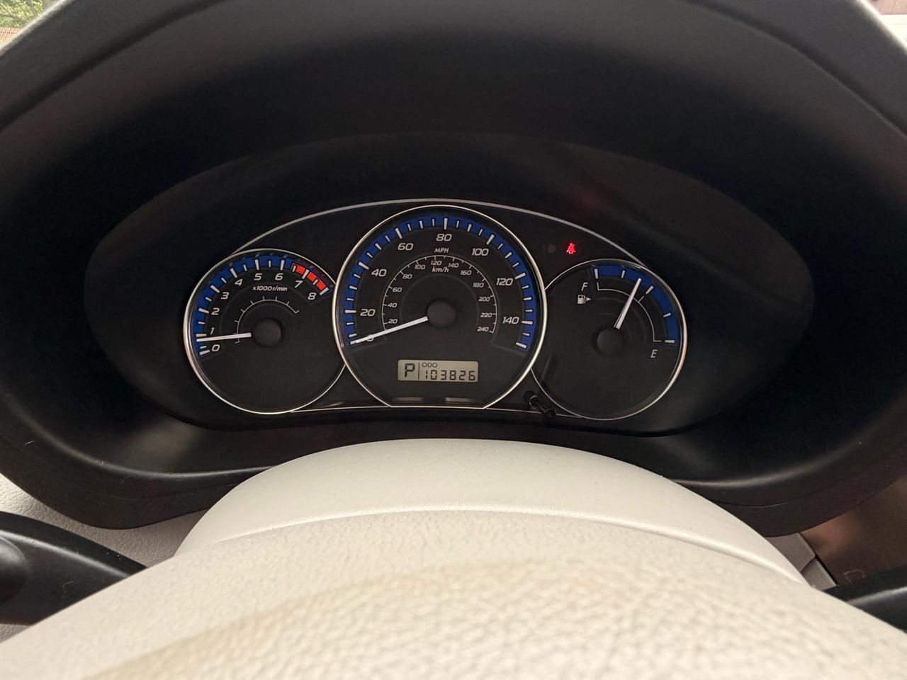 Subaru Forester 2.5X 2012