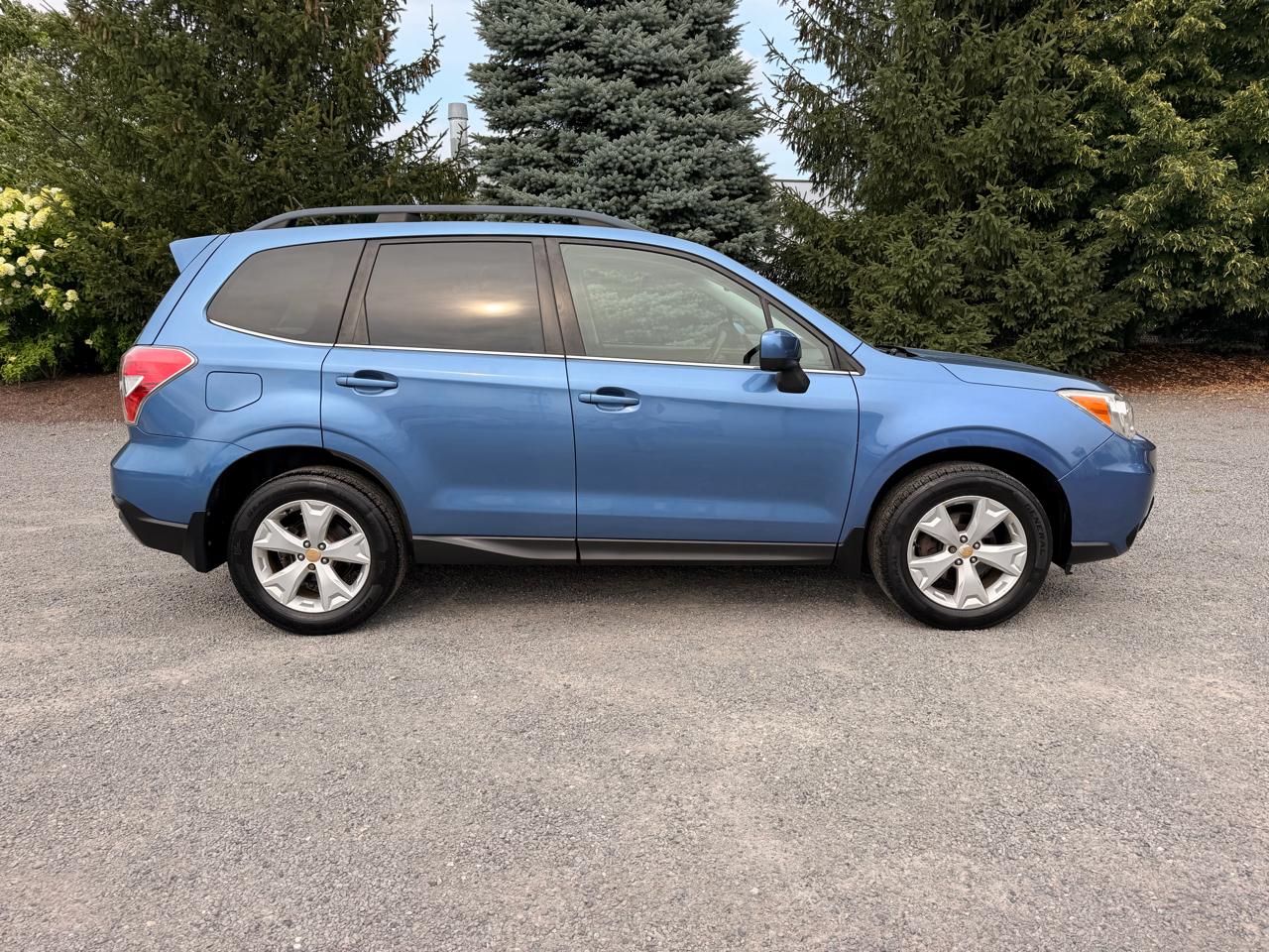 Subaru Forester 2.5i Limited 2015