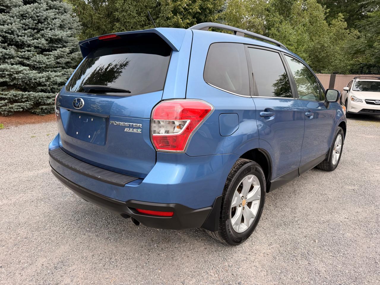 Subaru Forester 2.5i Limited 2015