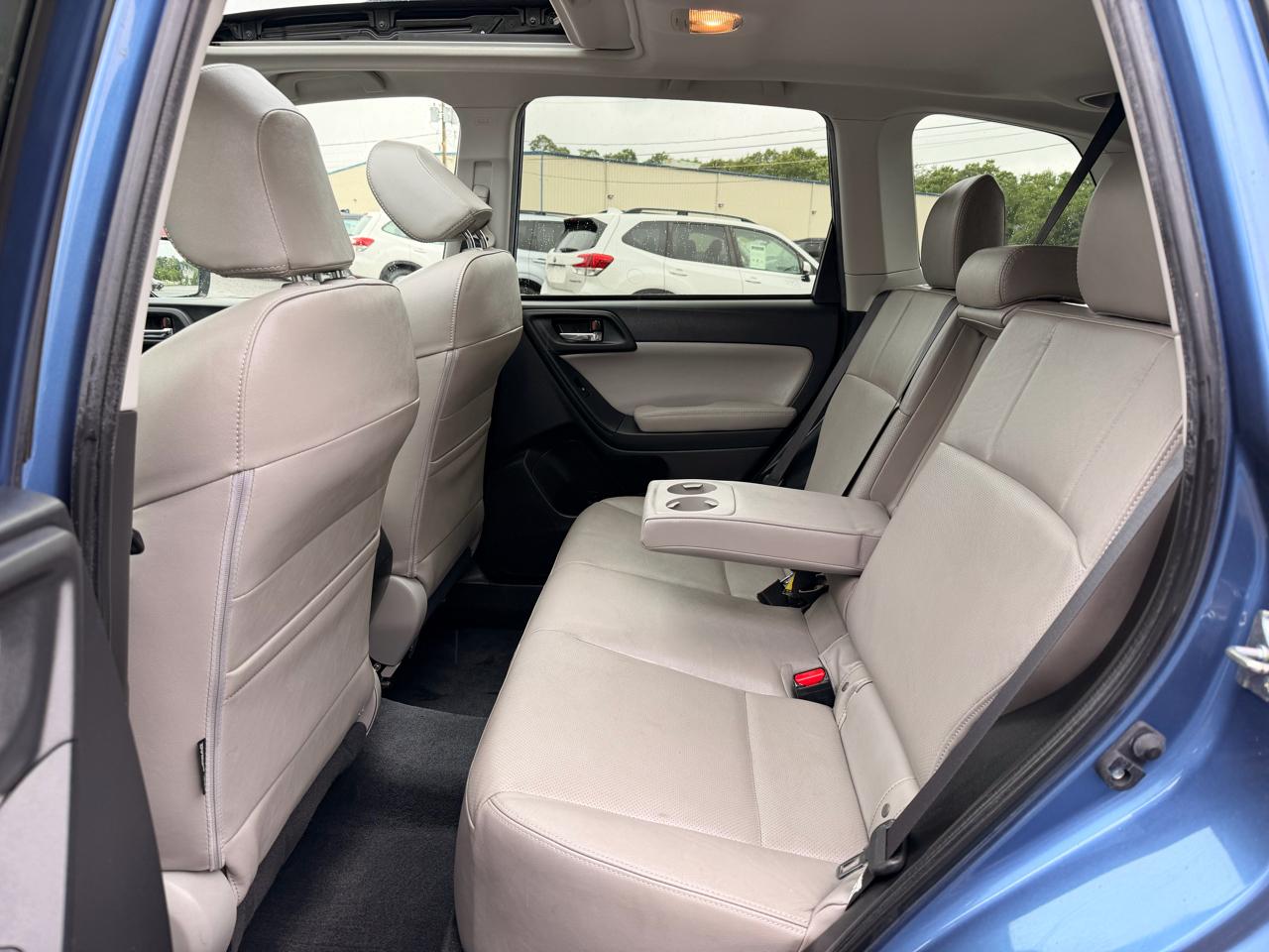 Subaru Forester 2.5i Limited 2015