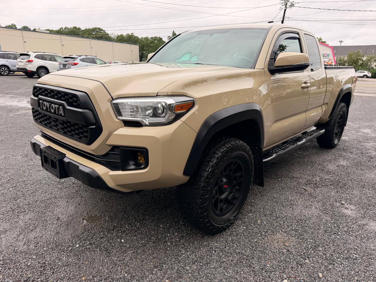 Toyota Tacoma TRD Off Road Access Cab 6' Bed V6 4x4 AT (Natl) 2017