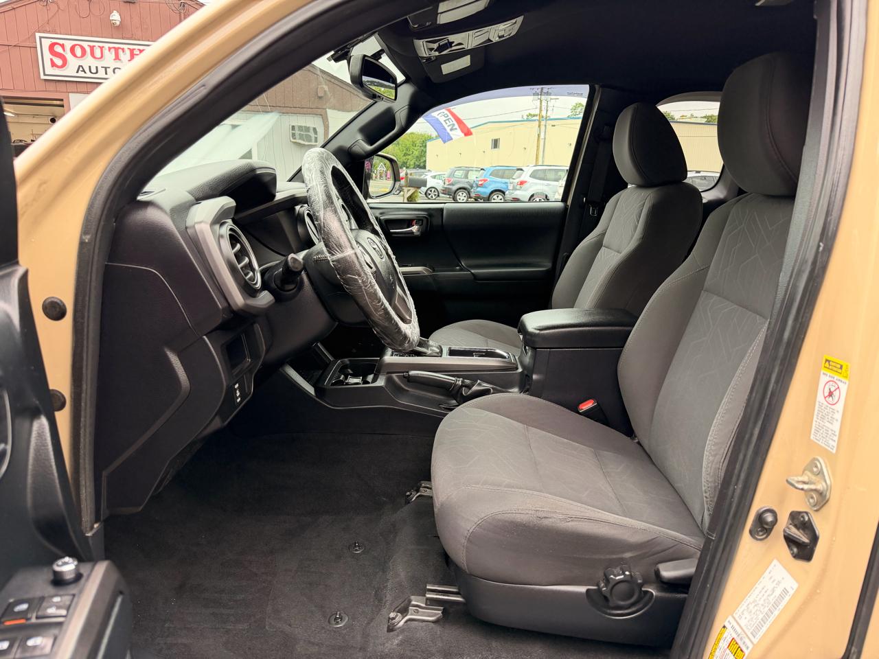 Toyota Tacoma TRD Off Road Access Cab 6' Bed V6 4x4 AT (Natl) 2017