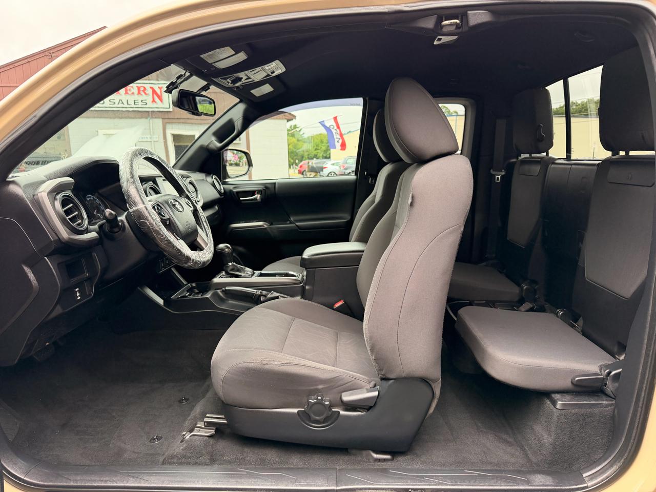 Toyota Tacoma TRD Off Road Access Cab 6' Bed V6 4x4 AT (Natl) 2017