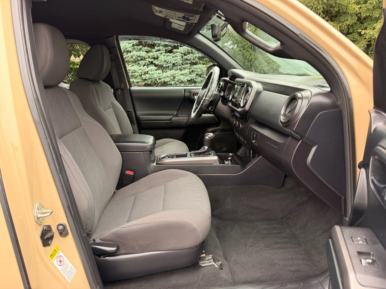 Toyota Tacoma TRD Off Road Access Cab 6' Bed V6 4x4 AT (Natl) 2017