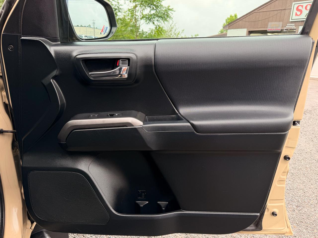 Toyota Tacoma TRD Off Road Access Cab 6' Bed V6 4x4 AT (Natl) 2017