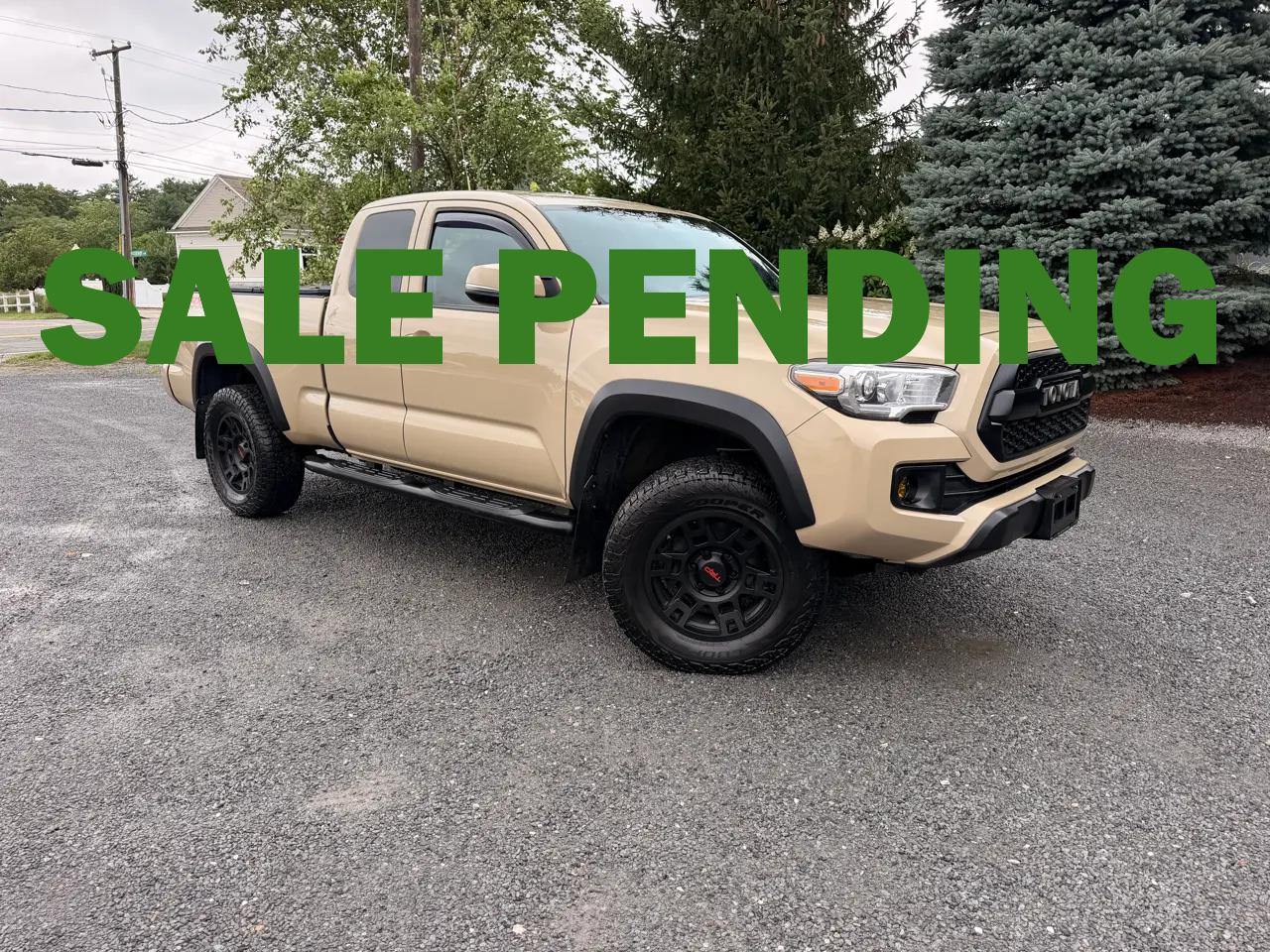 2017 Toyota Tacoma TRD Off Road Access Cab 6' Bed V6 4x4 AT (Natl)