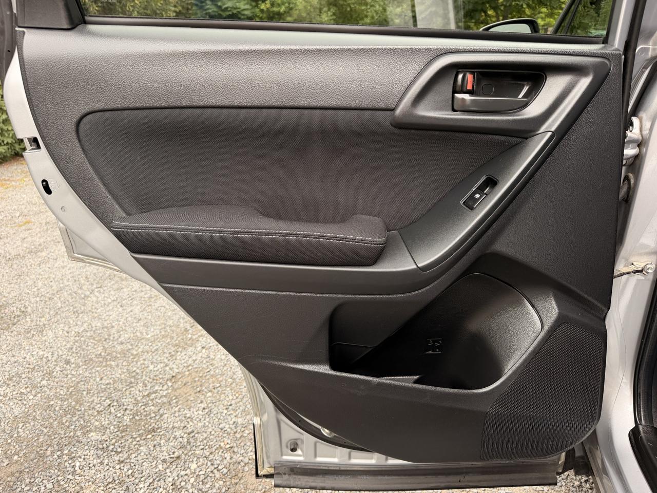Subaru Forester 2.5i Premium 2015