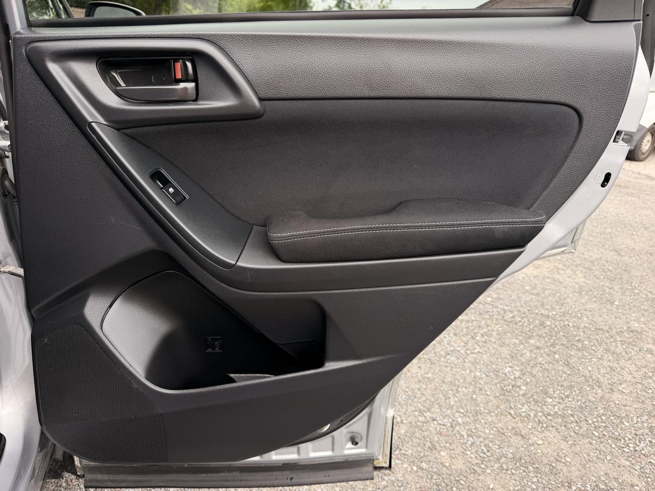 Subaru Forester 2.5i Premium 2015