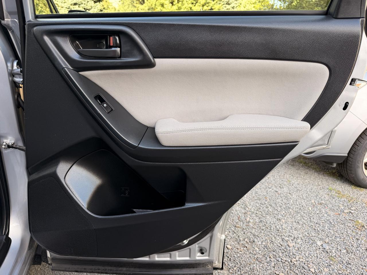 Subaru Forester 2.5i Premium 2015