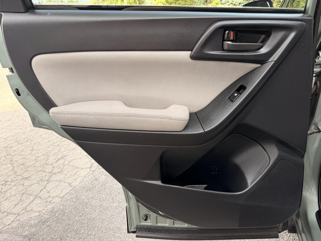 Subaru Forester 2.5i Premium 2015