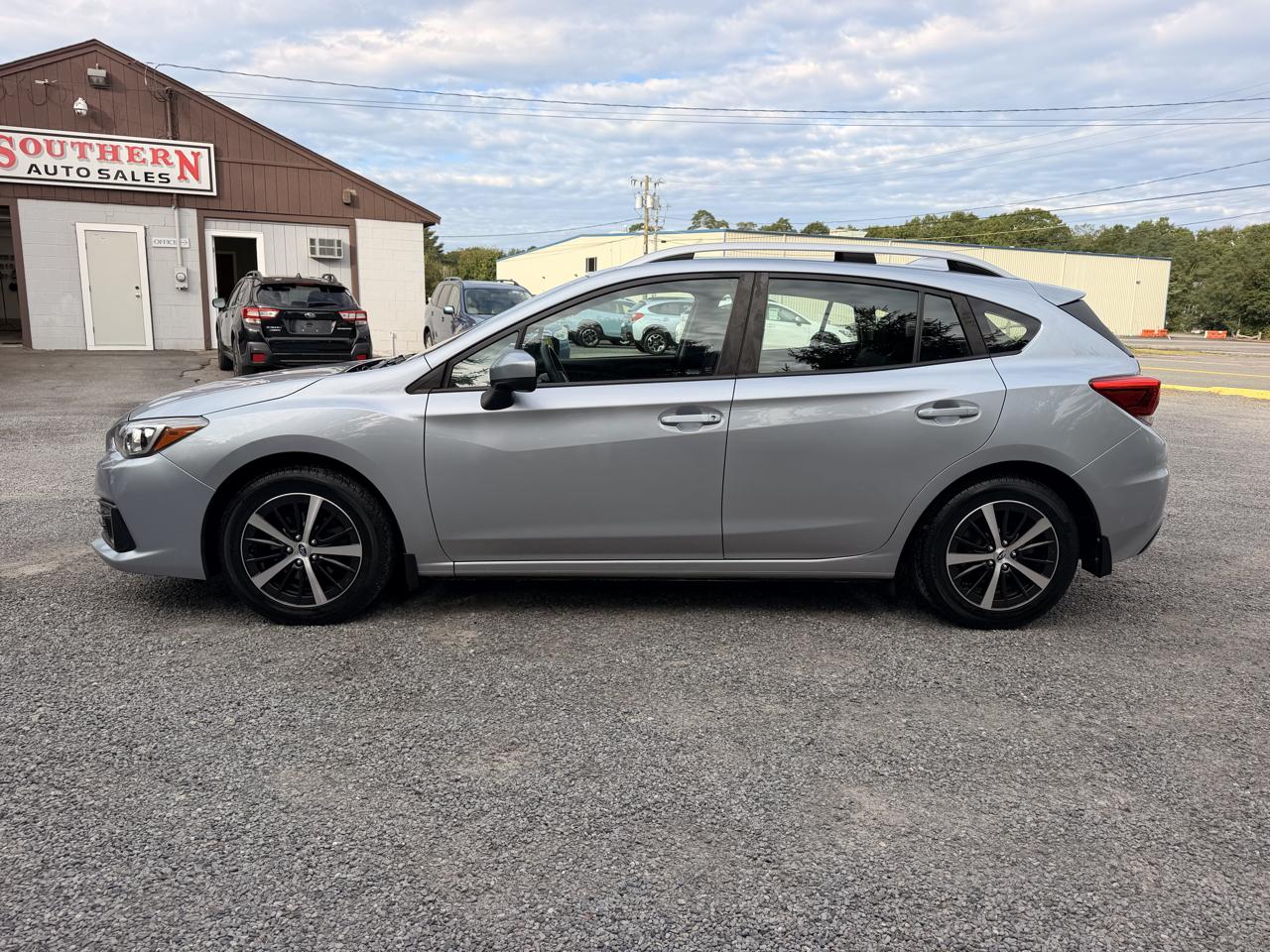 Subaru Impreza 2.0i Premium CVT 5-Door 2022