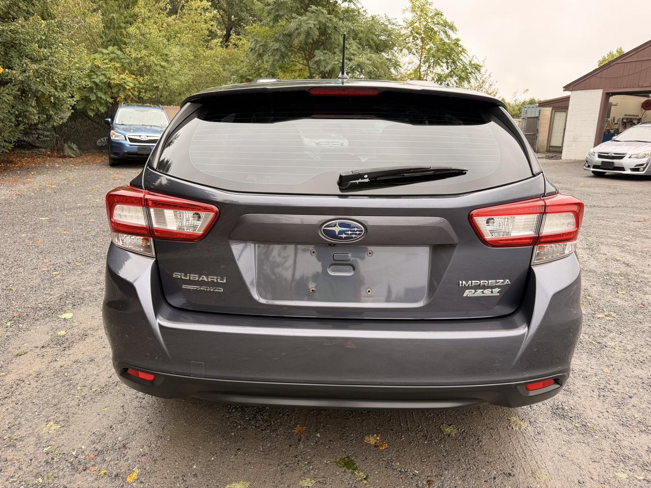 Subaru Impreza 2.0i CVT 5-Door 2017