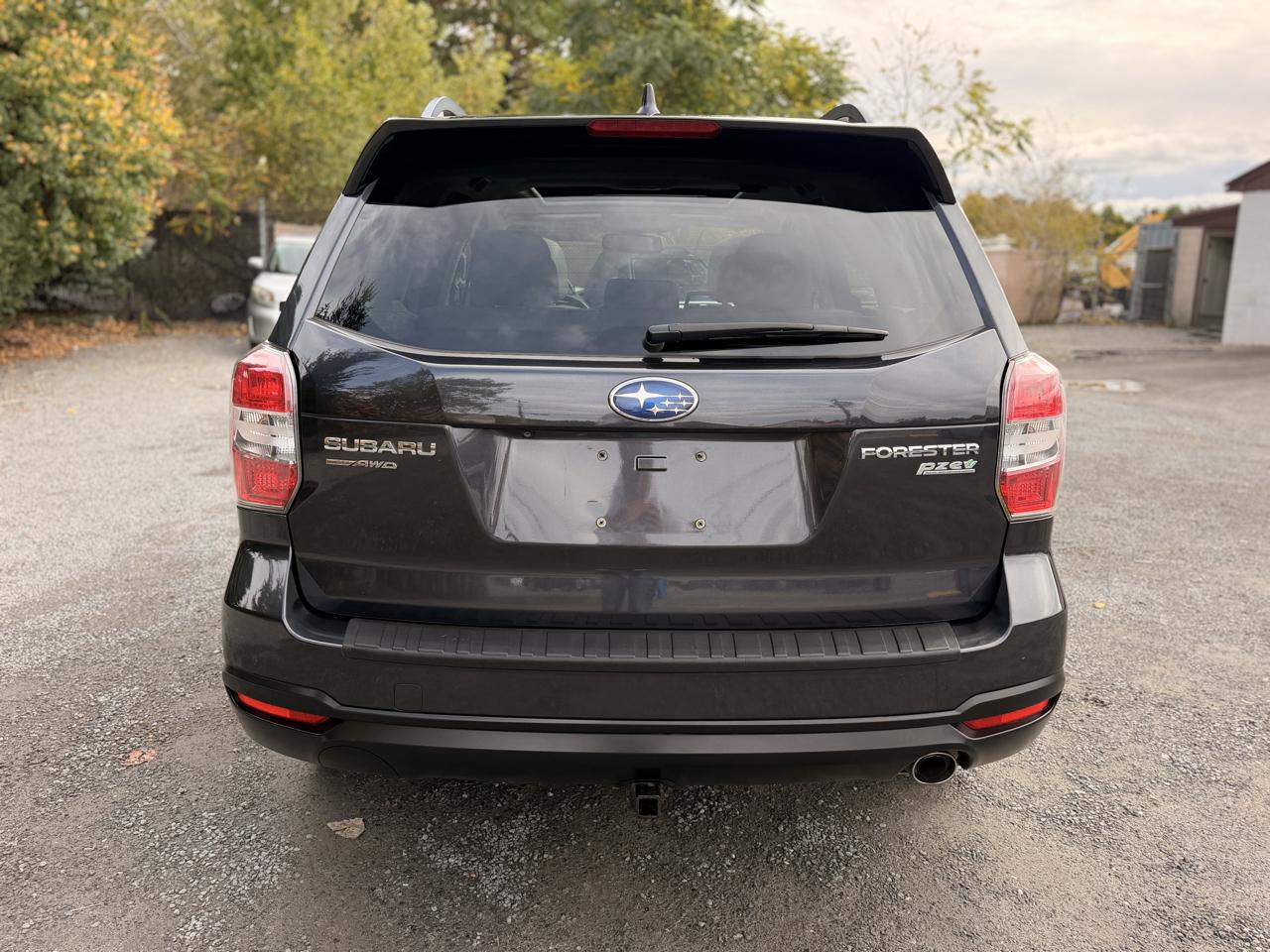 Subaru Forester 2.5i Limited 2016