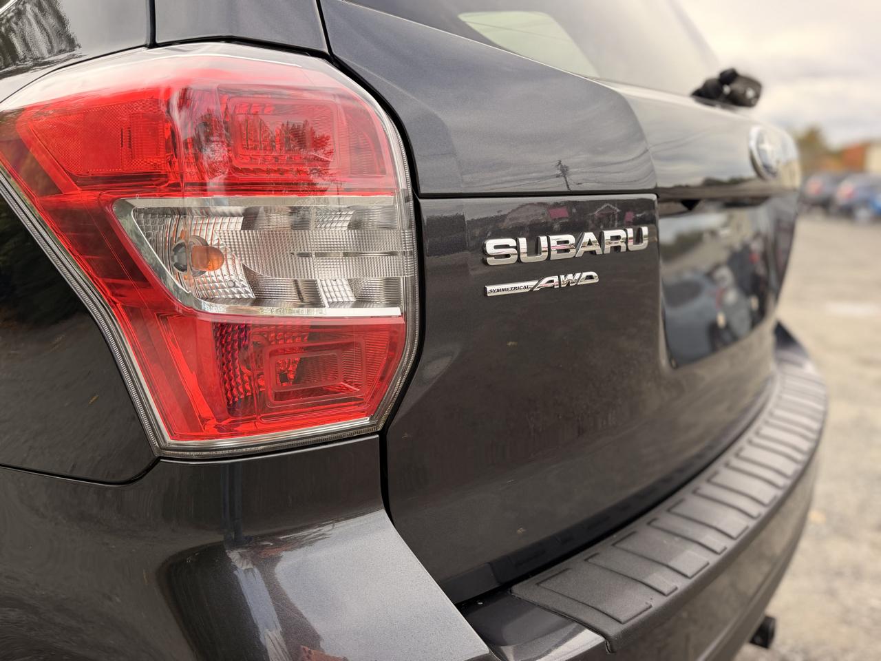 Subaru Forester 2.5i Limited 2016