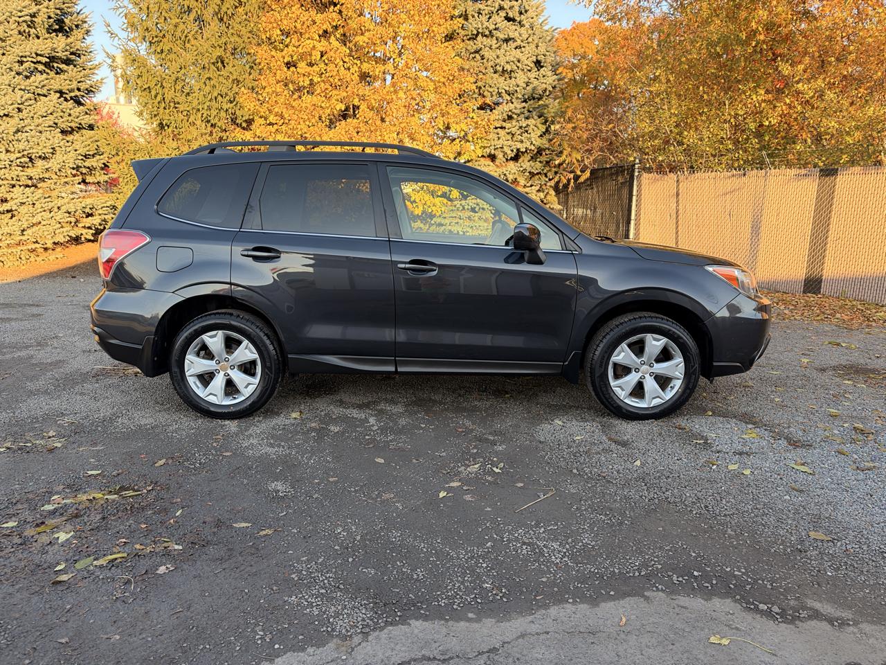 Subaru Forester 2.5i Limited 2016