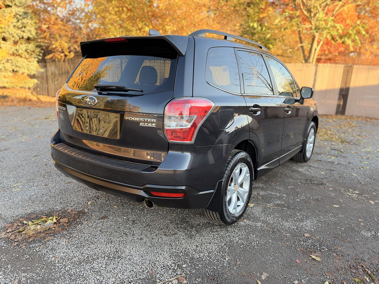 Subaru Forester 2.5i Limited 2016