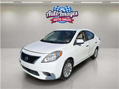 2012 Nissan Versa  2012 Nissan Versa