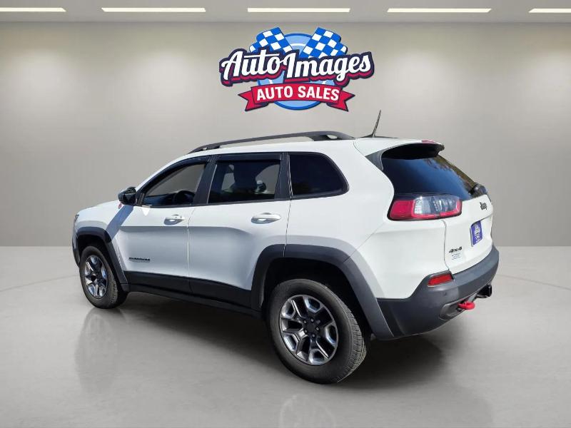 2019 Jeep Cherokee Trailhawk photo 23