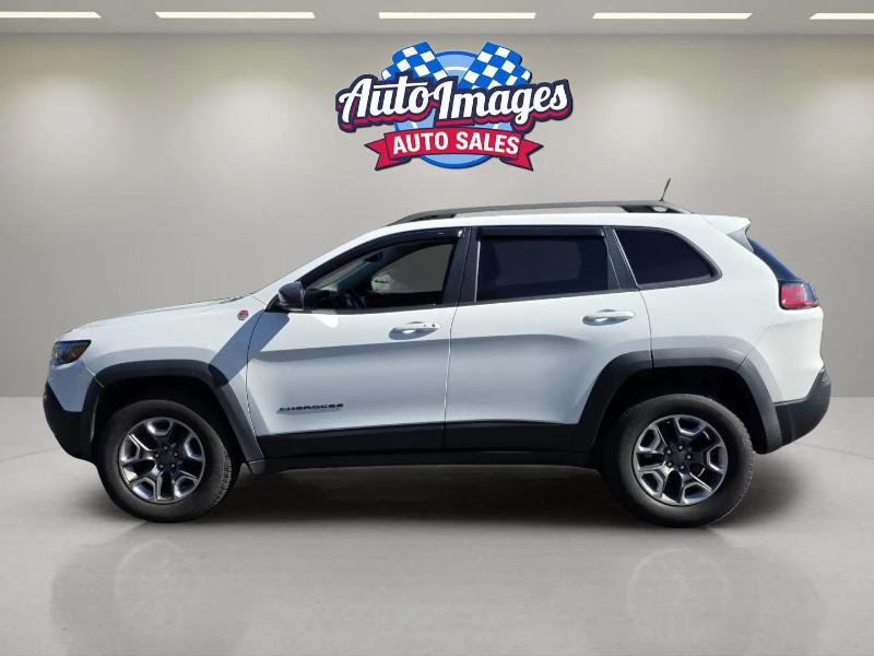 2019 Jeep Cherokee Trailhawk photo 26
