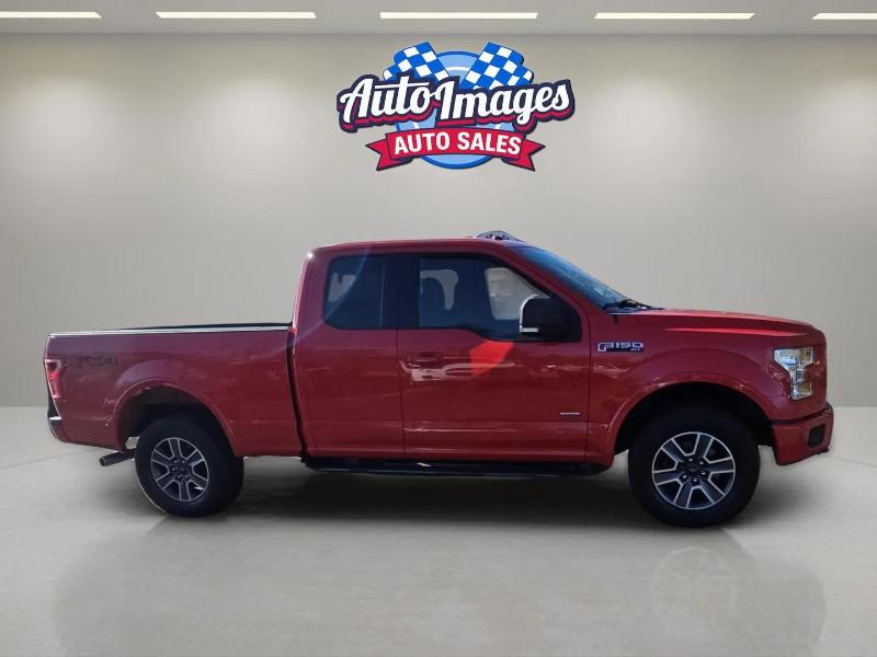 Ford F-150 4WD SuperCab 145" Lariat 2016