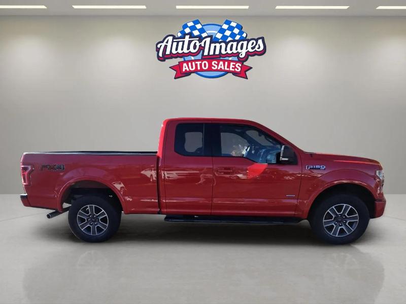 Ford F-150 4WD SuperCab 145" Lariat 2016