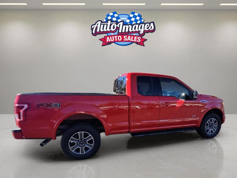 Ford F-150 4WD SuperCab 145" Lariat 2016