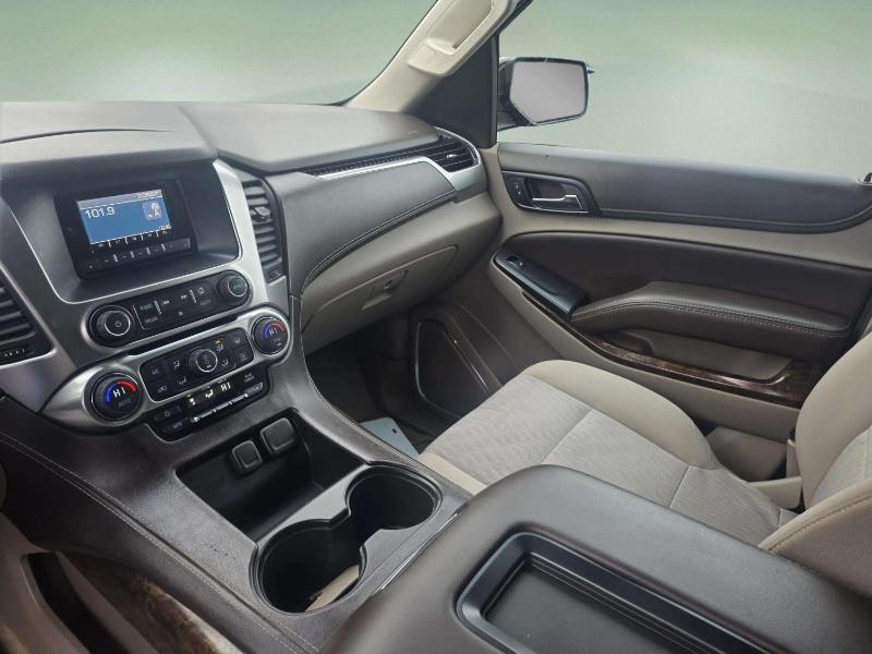 2015 Chevrolet Tahoe LS photo 2