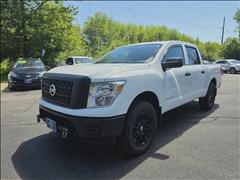 2018 Nissan Titan 