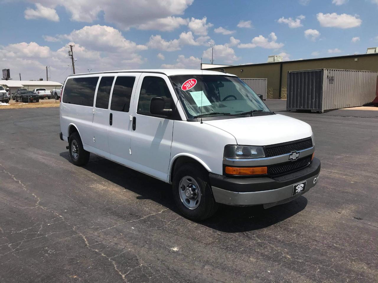 2016 chevrolet express 3500 lt
