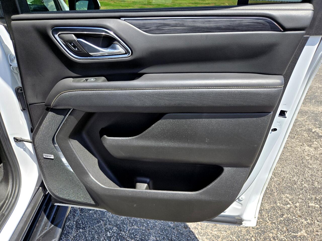 2023 Gmc Yukon XL SLT photo 16