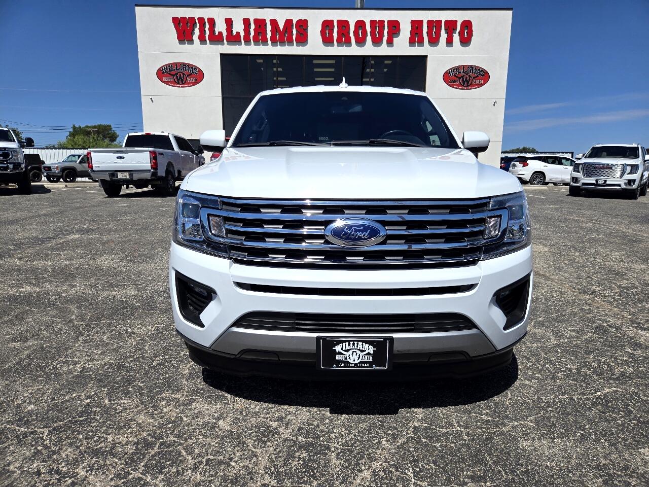 2021 Ford Expedition MAX XLT photo 2