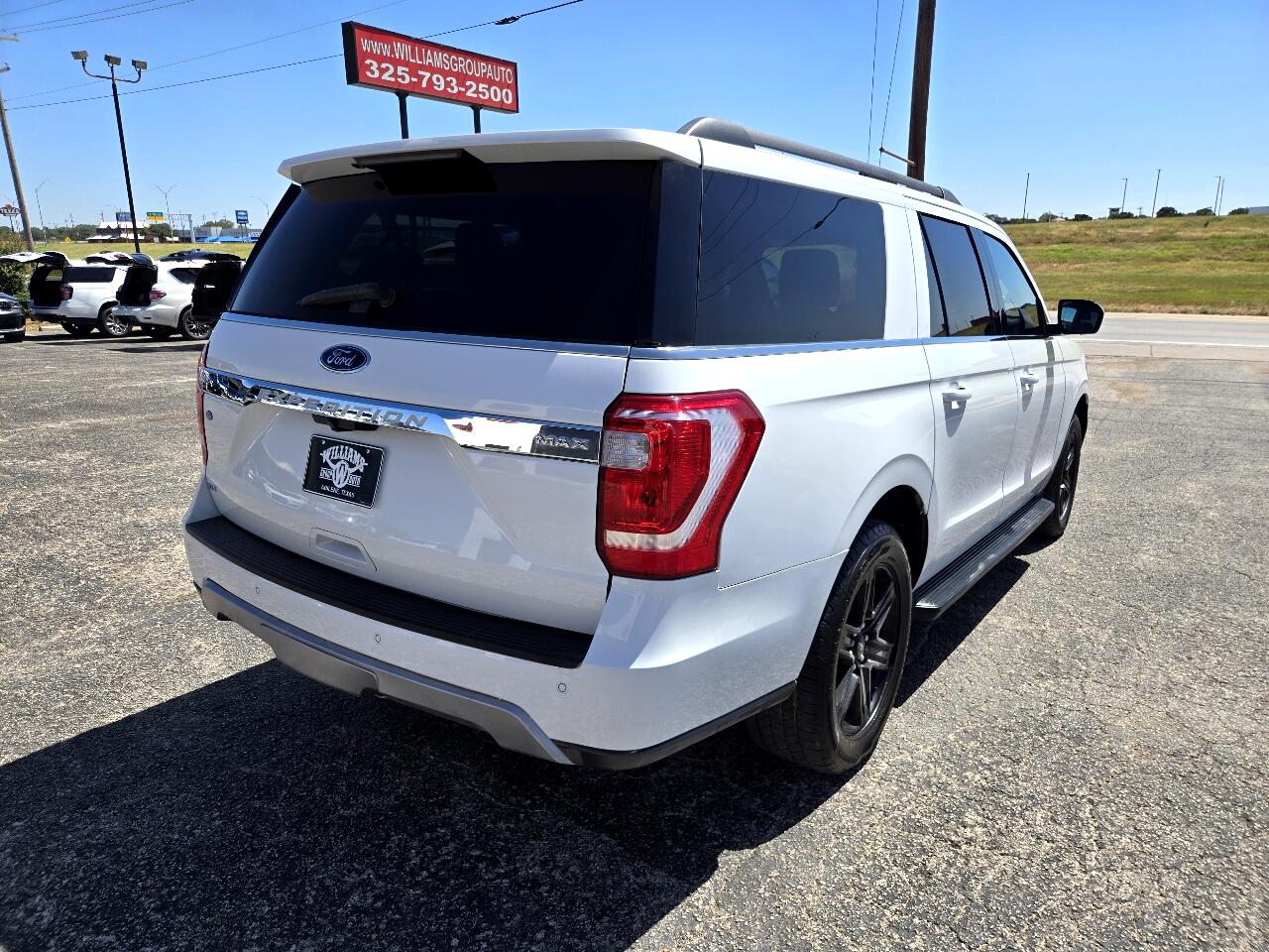 2021 Ford Expedition MAX XLT photo 7
