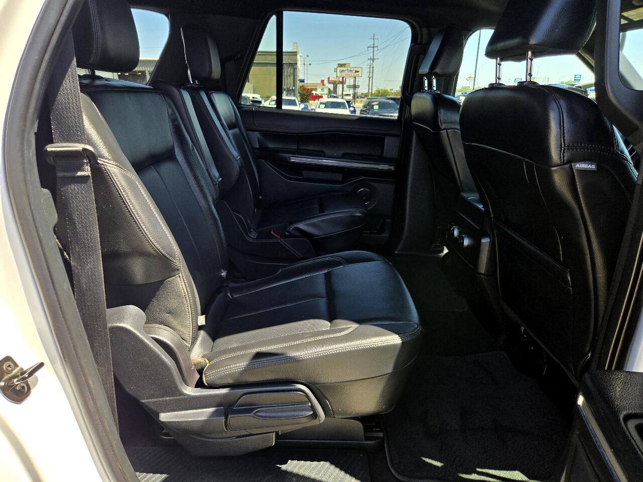 2021 Ford Expedition MAX XLT photo 16