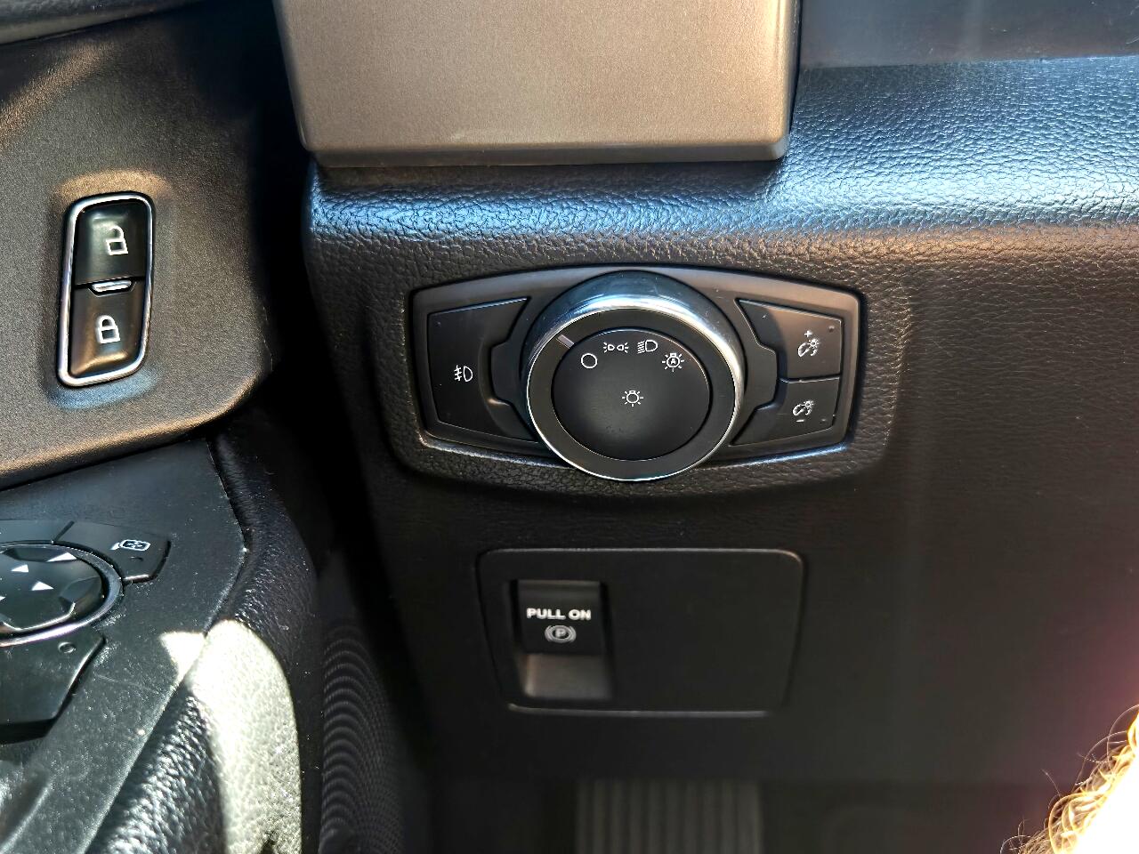 2021 Ford Expedition MAX XLT photo 26