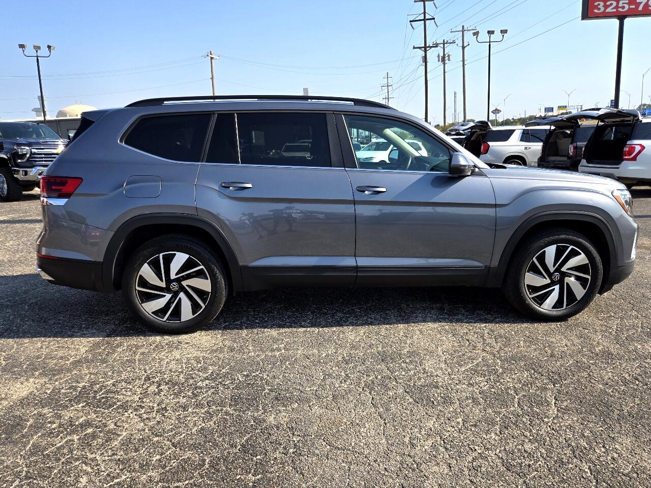 2024 Volkswagen Atlas SE Technology photo 6