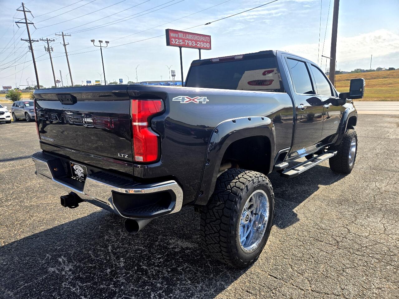 2024 Chevrolet Silverado 2500HD LTZ photo 7