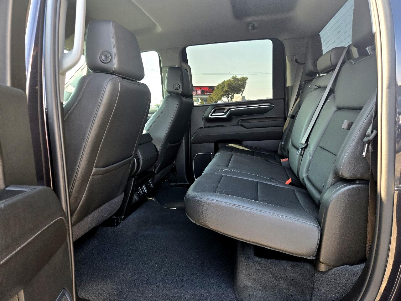 2024 Chevrolet Silverado 2500HD LTZ photo 12