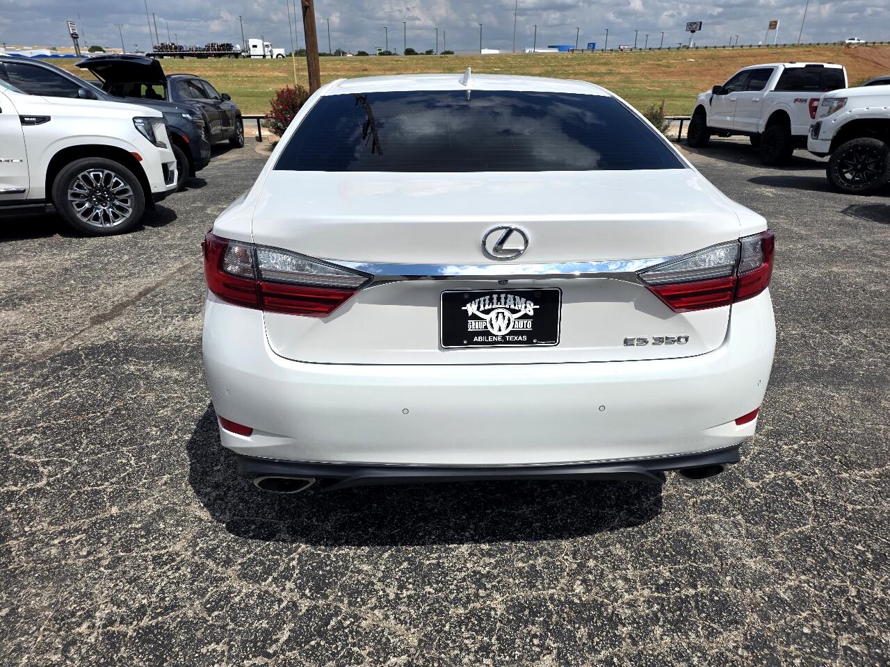 2017 Lexus ES 350 photo 6