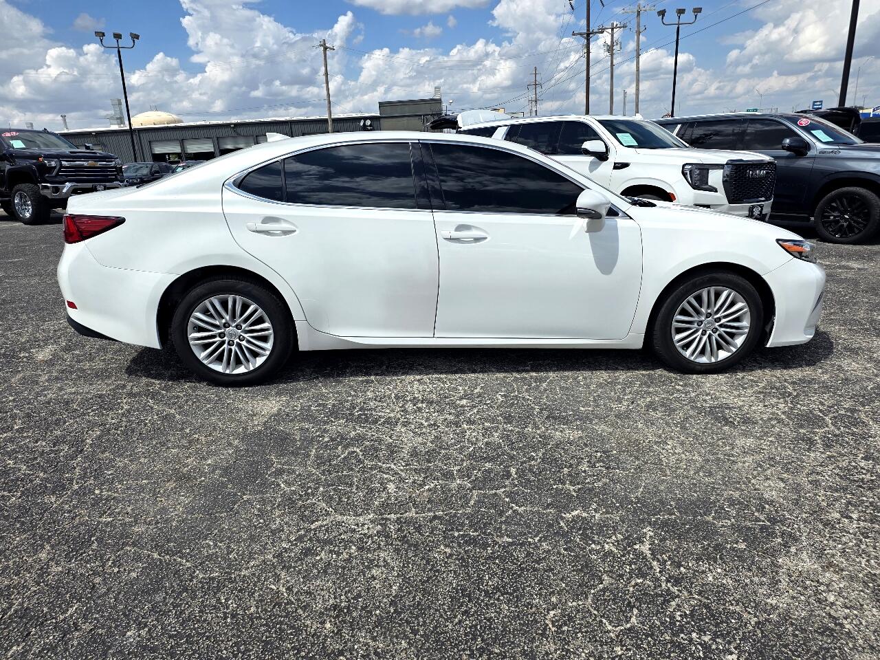 2017 Lexus ES 350 photo 8