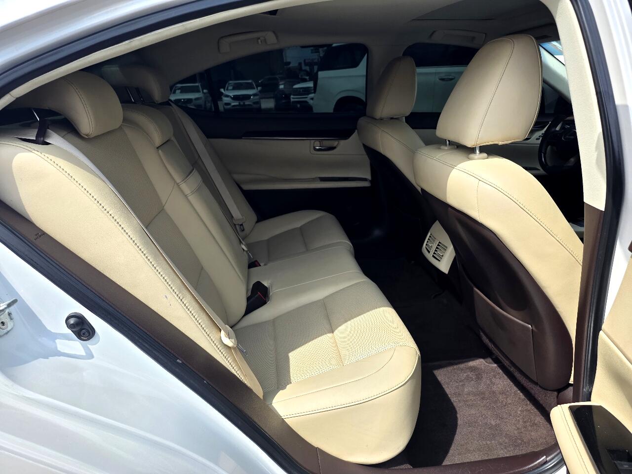 2017 Lexus ES 350 photo 14