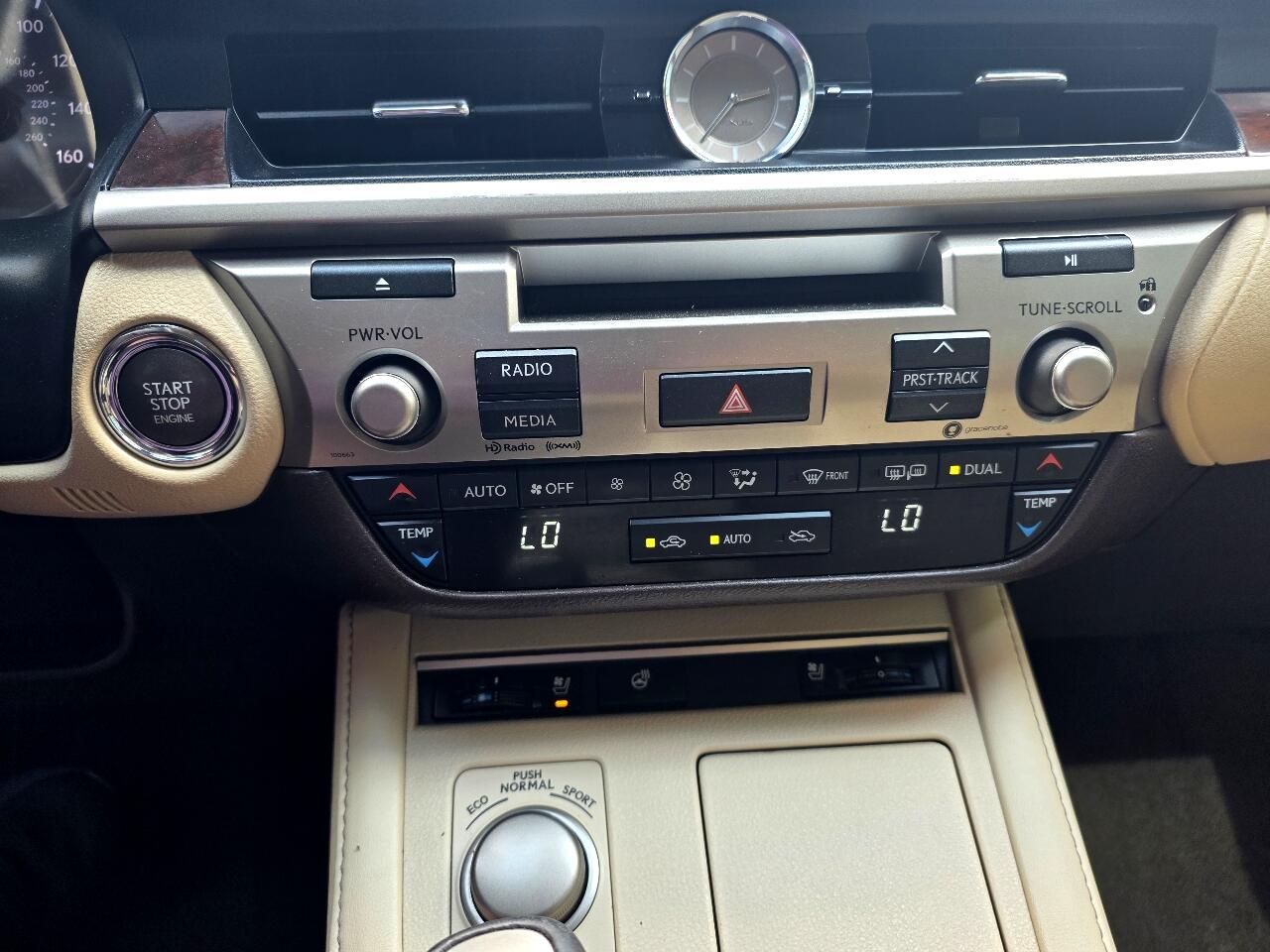 2017 Lexus ES 350 photo 18
