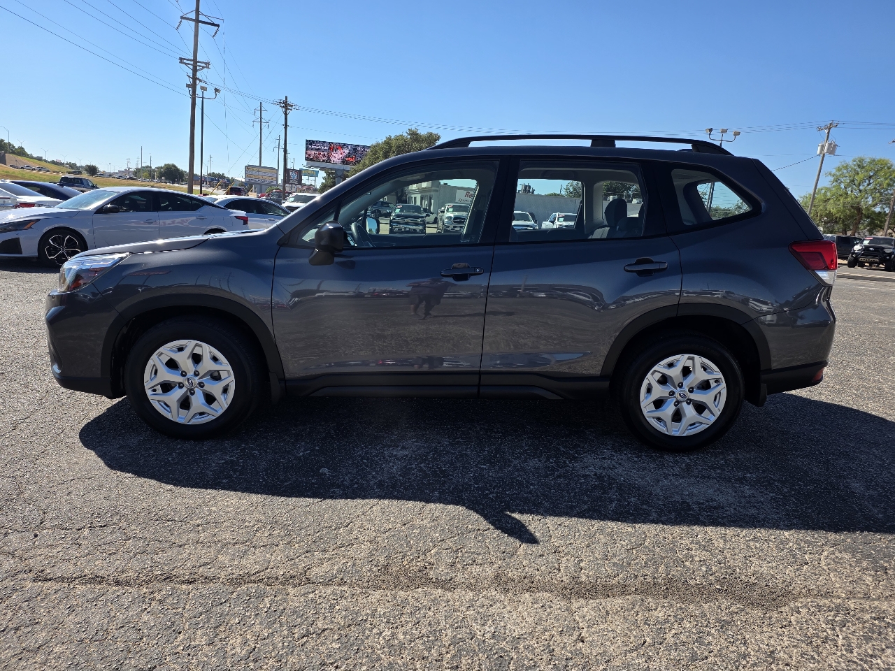 2021 Subaru Forester Base photo 4