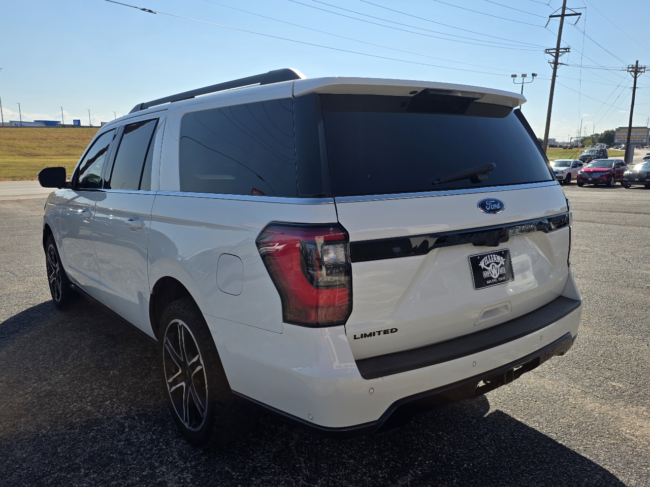 2021 Ford Expedition MAX Limited photo 2