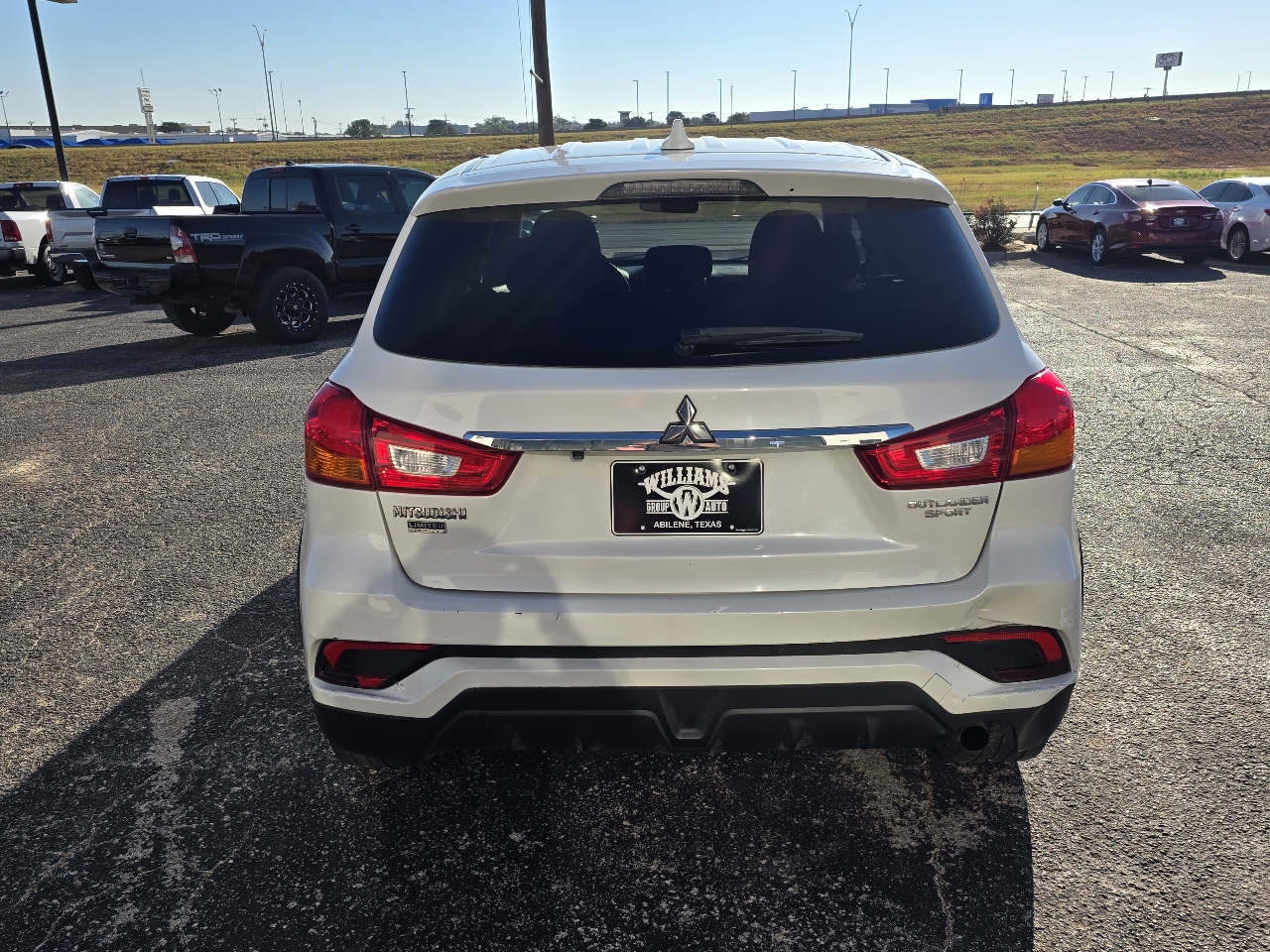 2019 Mitsubishi Outlander Sport ES photo 4
