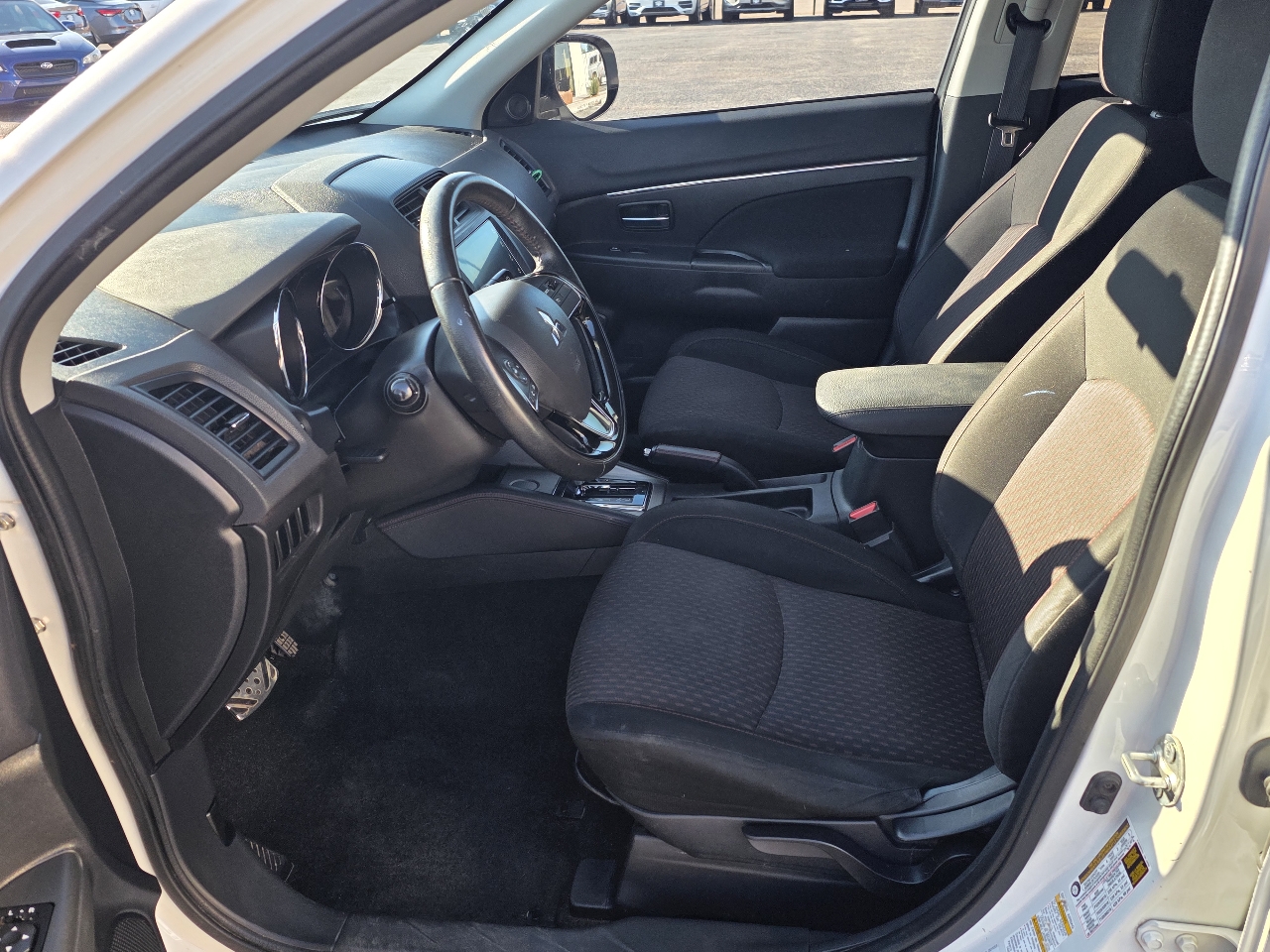 2019 Mitsubishi Outlander Sport ES photo 9