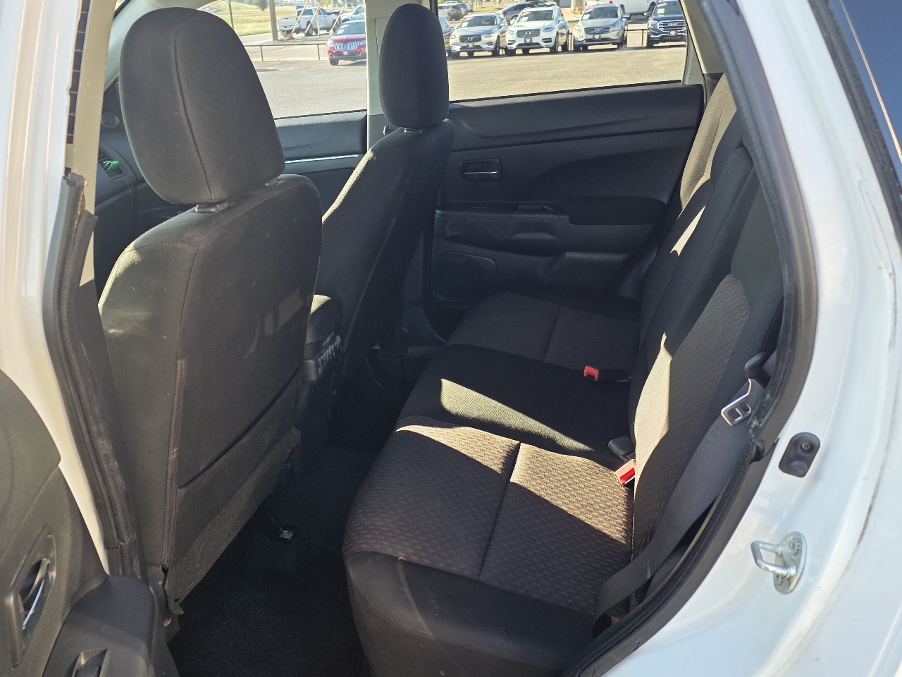 2019 Mitsubishi Outlander Sport ES photo 11