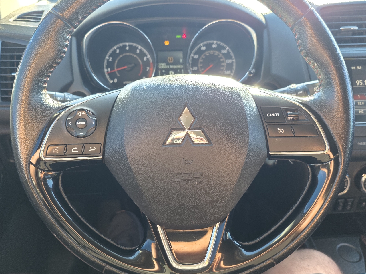 2019 Mitsubishi Outlander Sport ES photo 20
