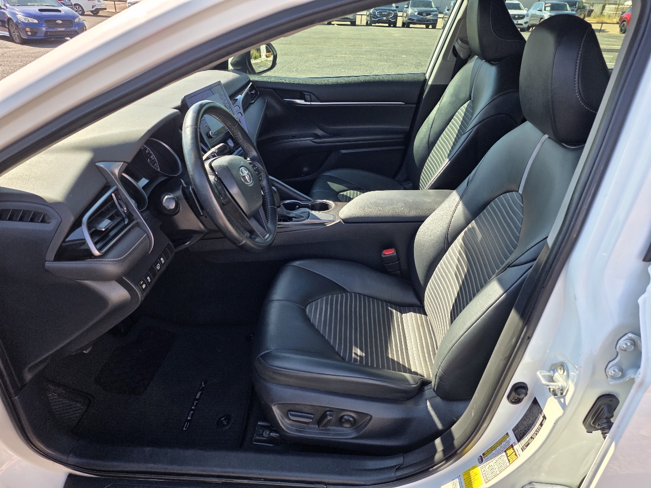2021 Toyota Camry SE photo 10