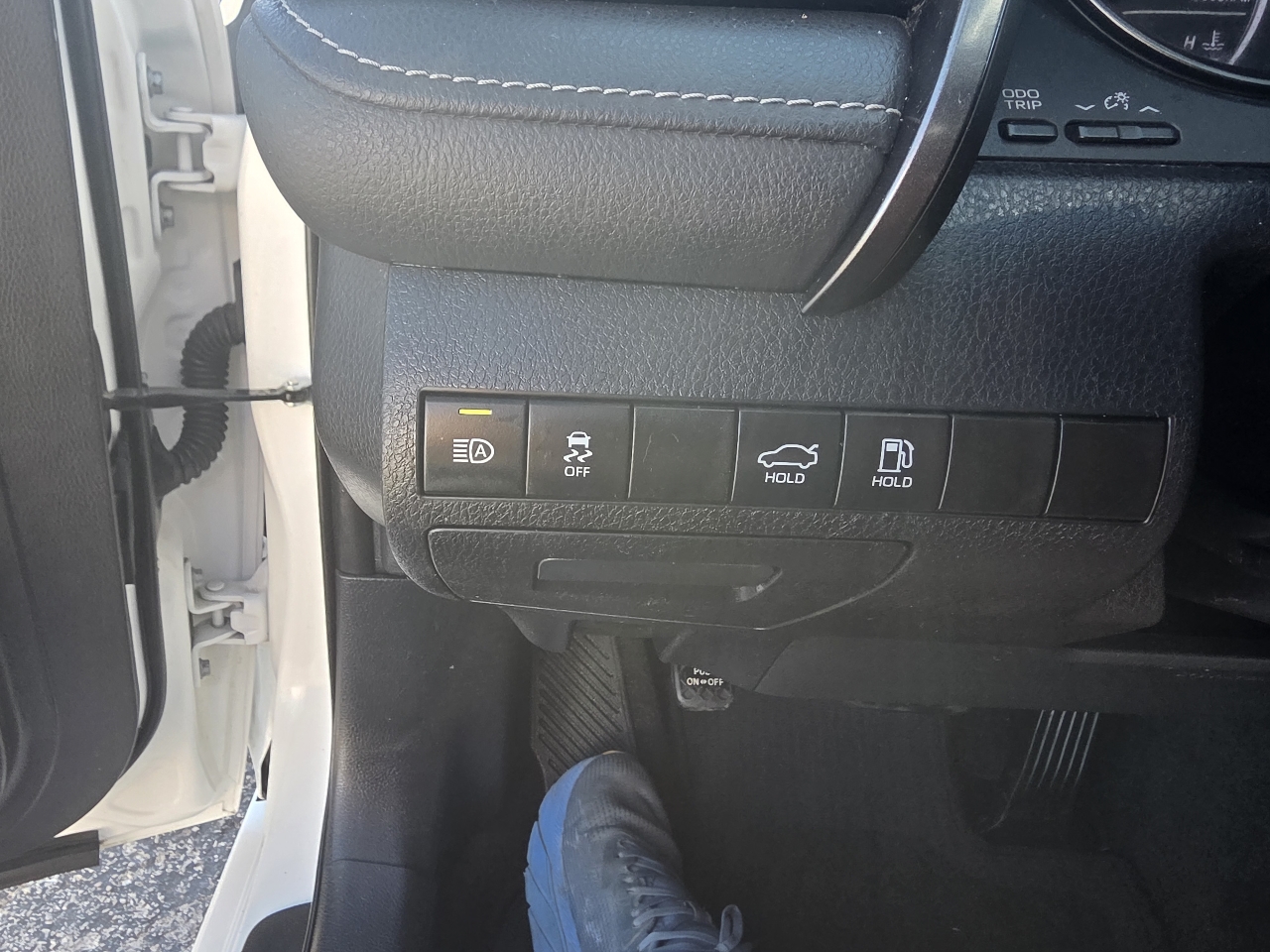 2021 Toyota Camry SE photo 20