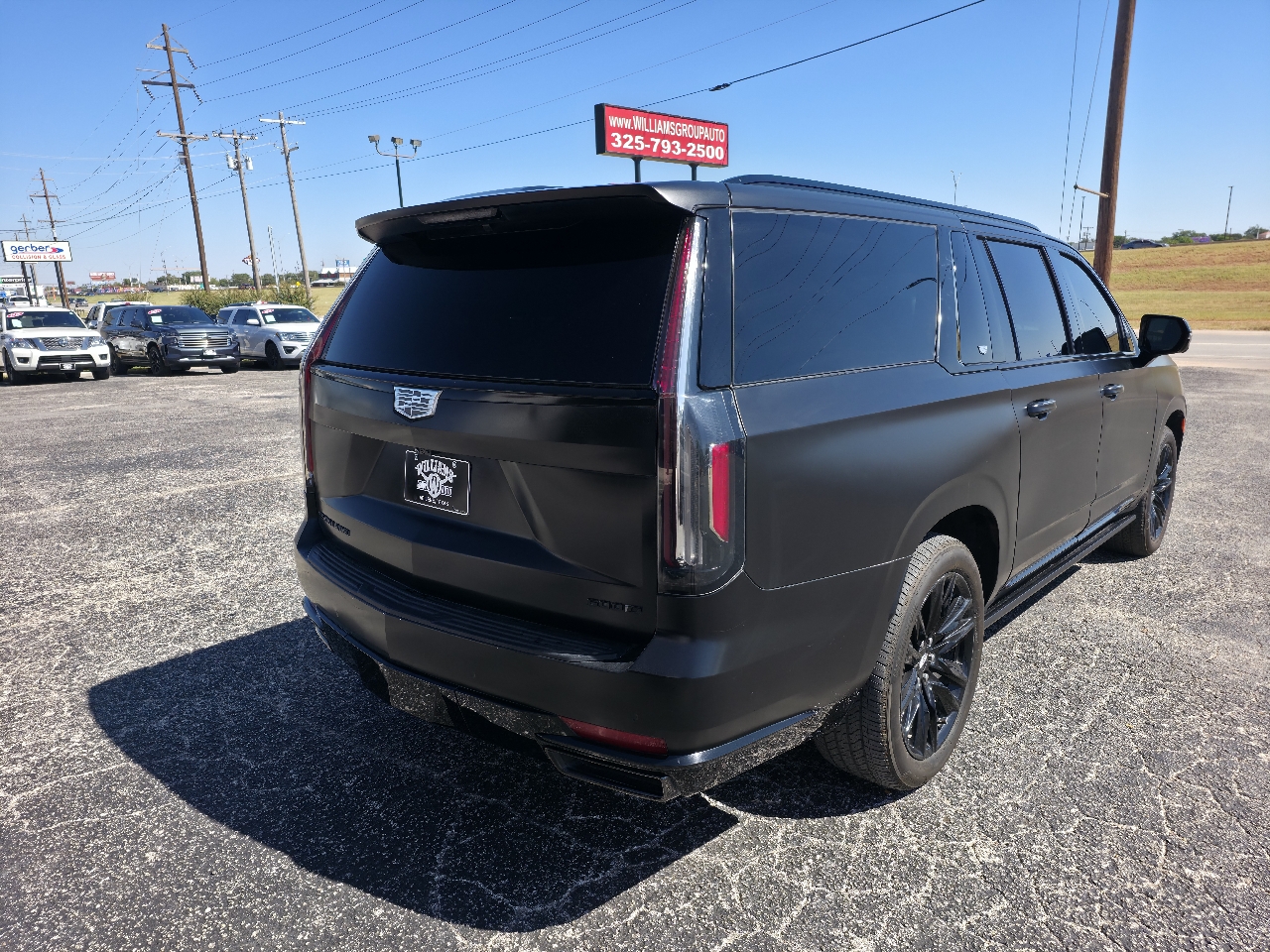 2023 Cadillac Escalade ESV Sport photo 5